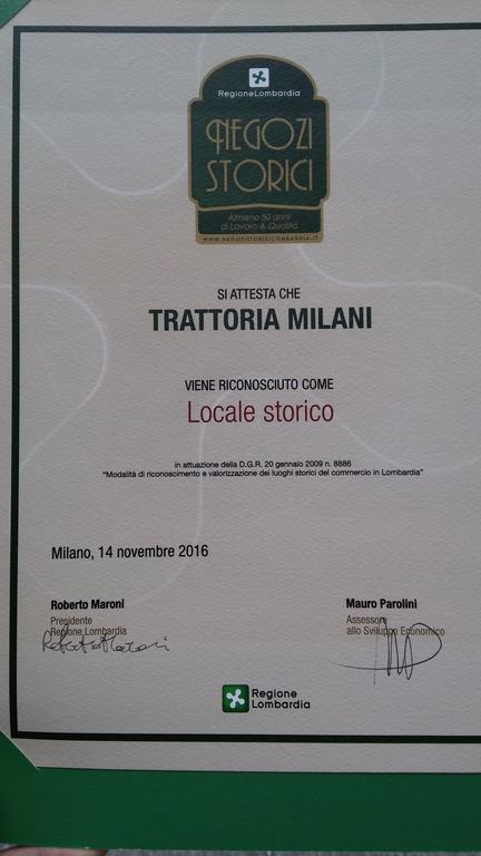 Отель Trattoria Milani Лонато Экстерьер фото